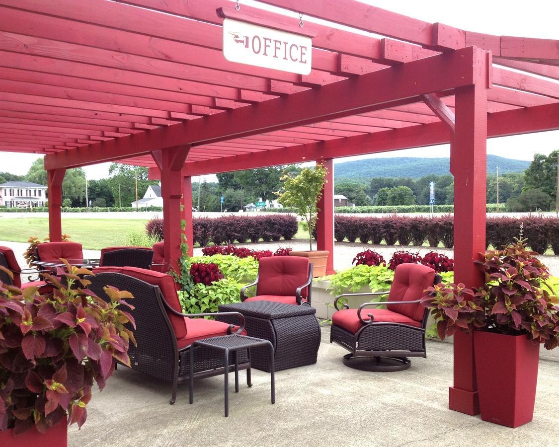 Vinehurst Inn & Suites Hammondsport Eksteriør bilde